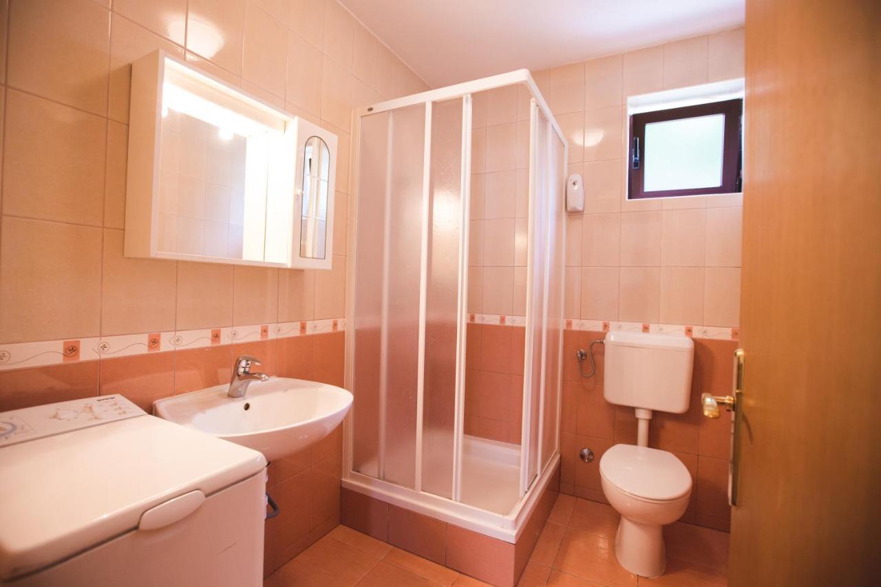Apartmani Nada & Darko, Kampor, Rab, Hrvatska Kültér fotó