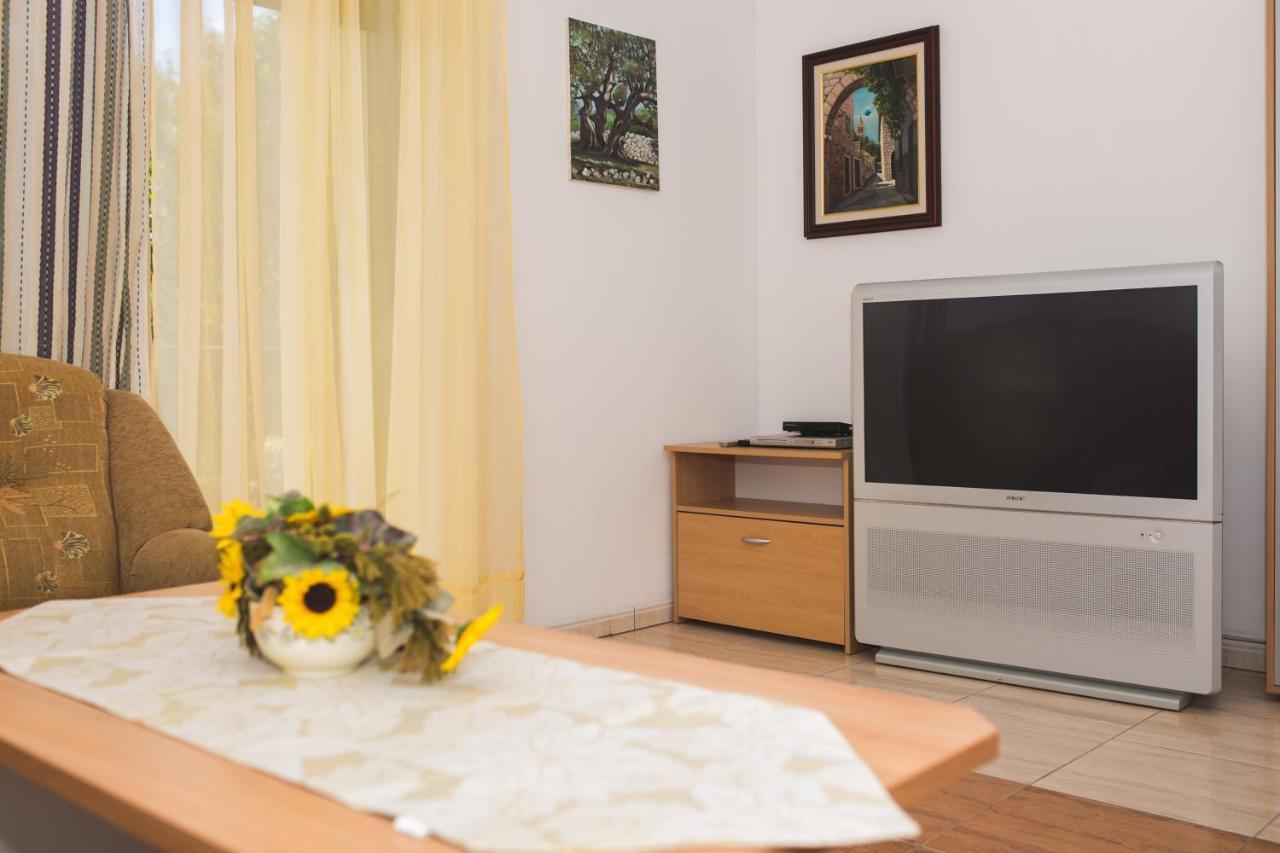 Apartmani Nada & Darko, Kampor, Rab, Hrvatska Kültér fotó