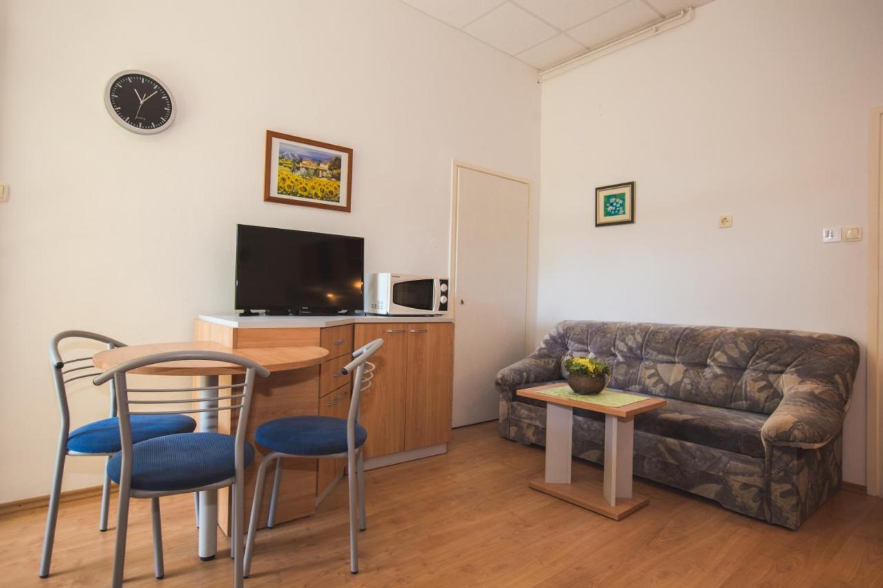 Apartmani Nada & Darko, Kampor, Rab, Hrvatska Kültér fotó