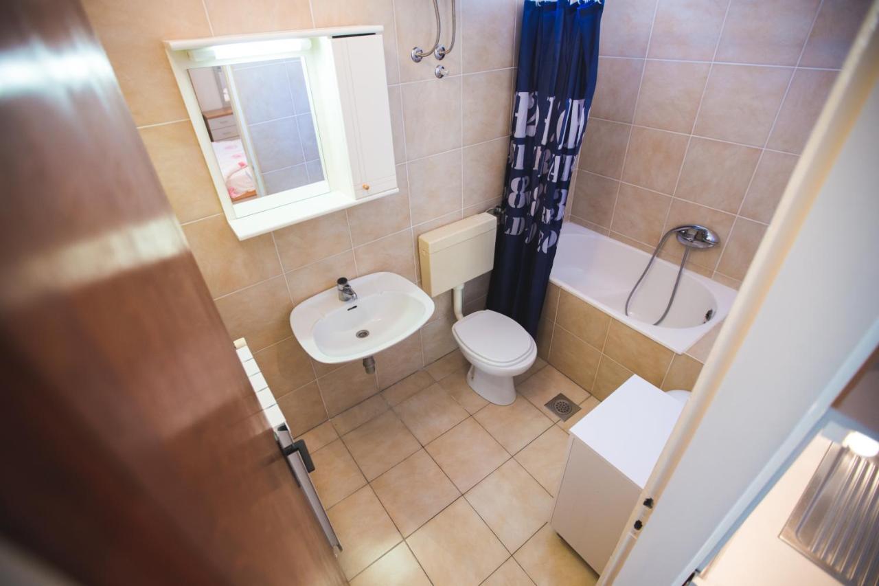 Apartmani Nada & Darko, Kampor, Rab, Hrvatska Kültér fotó